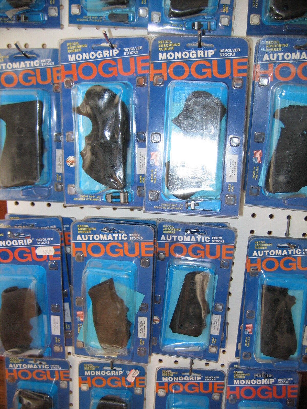 NEW HOGUE GRIPS 11000 Para Ordnance P-13 Rubber Black