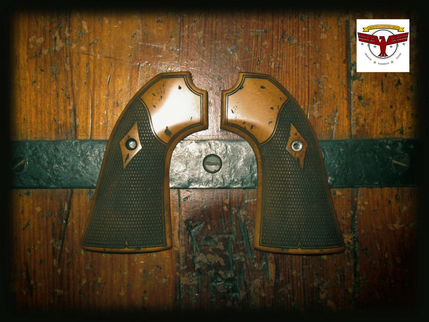 RUGER BISLEY GRIPS ~ MAGNA-TUSK™ AGED DISTRESSED IVORY + MONTERREY CHECKERING