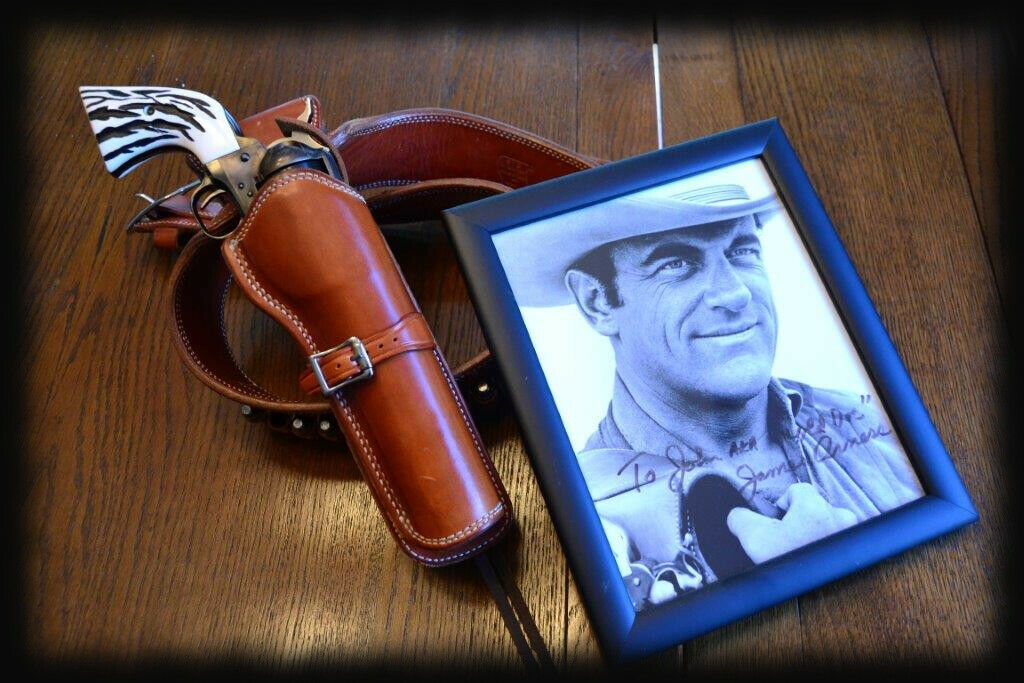 COLT COWBOY MAGNA-TUSK™ GRIPS ~ B-WESTERN HAND-CARVED STAG