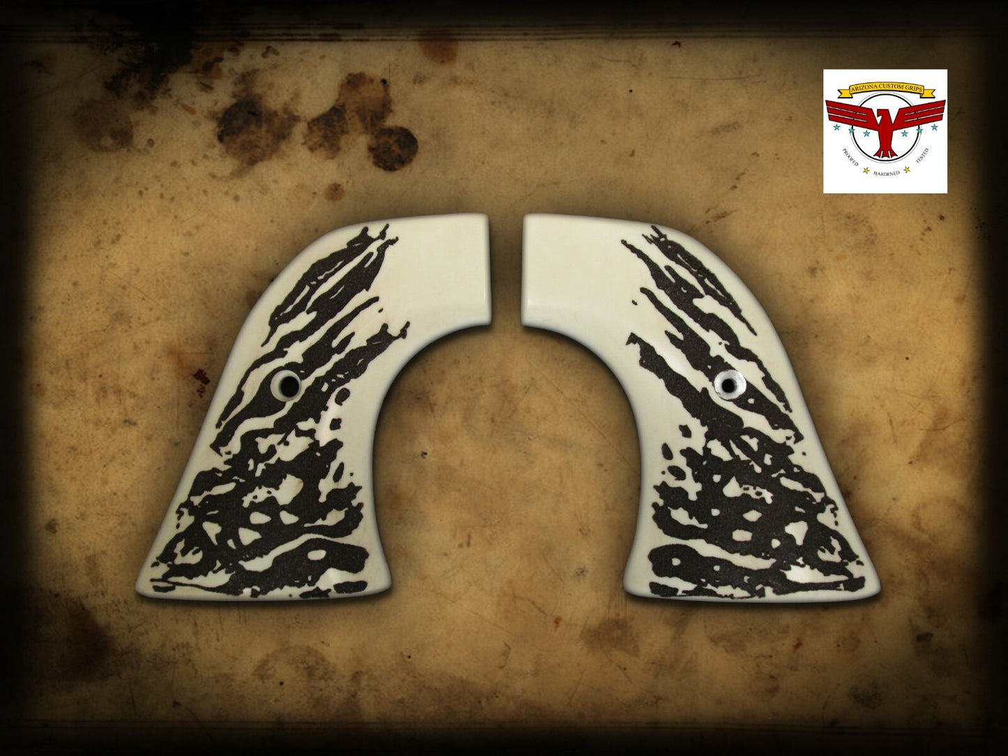 RUGER BLACKHAWK, VAQUERO, SINGLE SIX, SBH Rnd ~ Magna-Tusk™ WHITE STAG GRIPS  qr