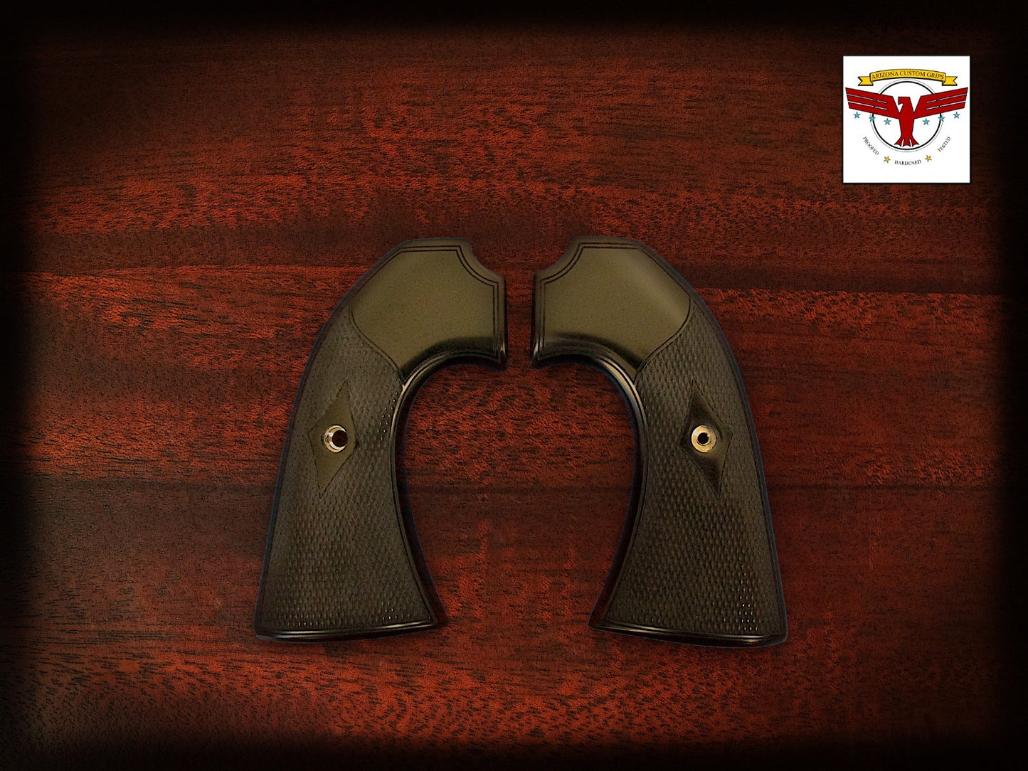 BERETTA STAMPEDE BISLEY GRIPS ~ MAGNA-TUSK™ BLACK IVORY CLASSIC CHECKERED