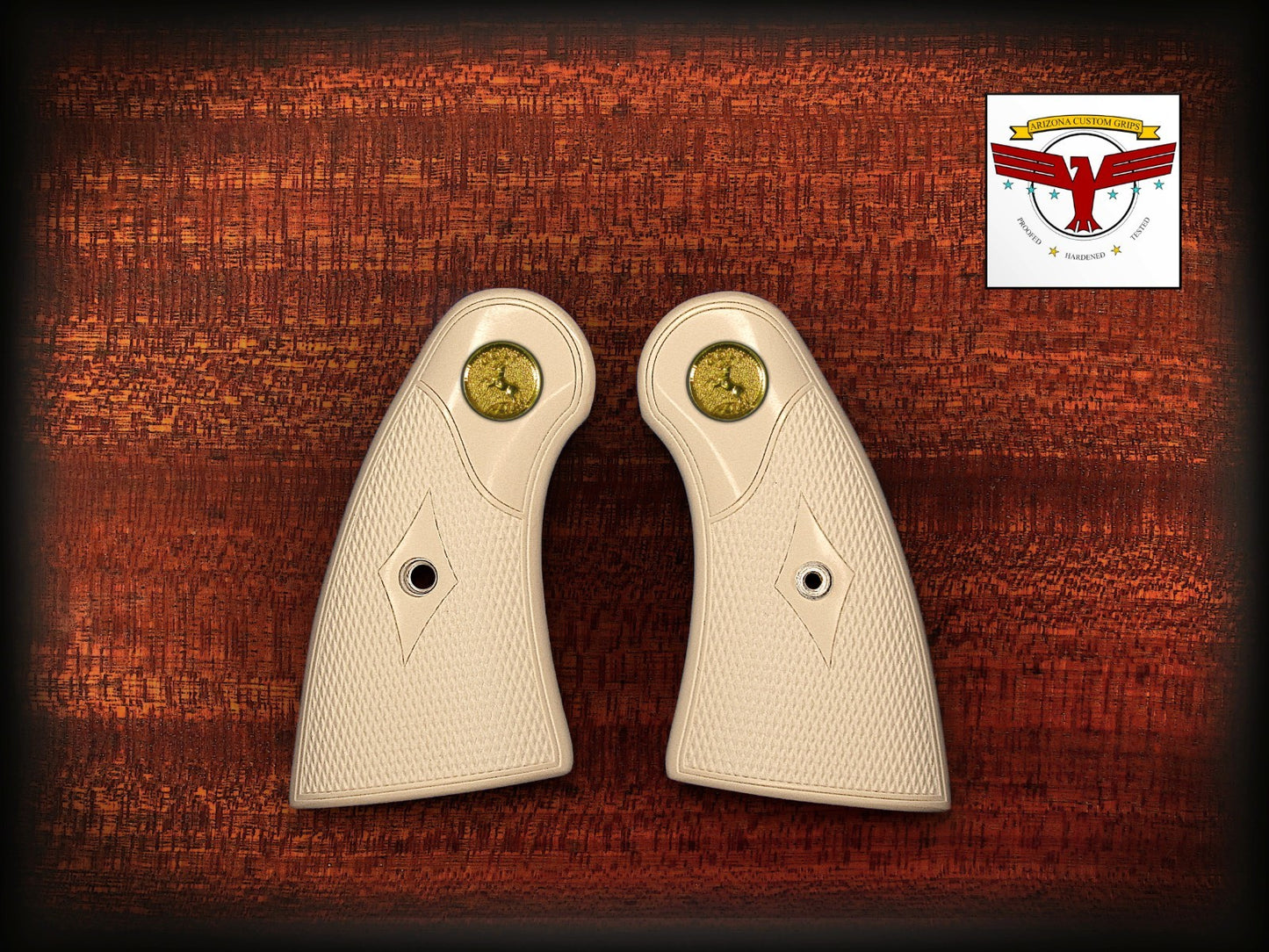 COLT PYTHON MAGNA-TUSK™ GRIPS – WHITE IVORY, CLASSIC STYLE CHECKERING